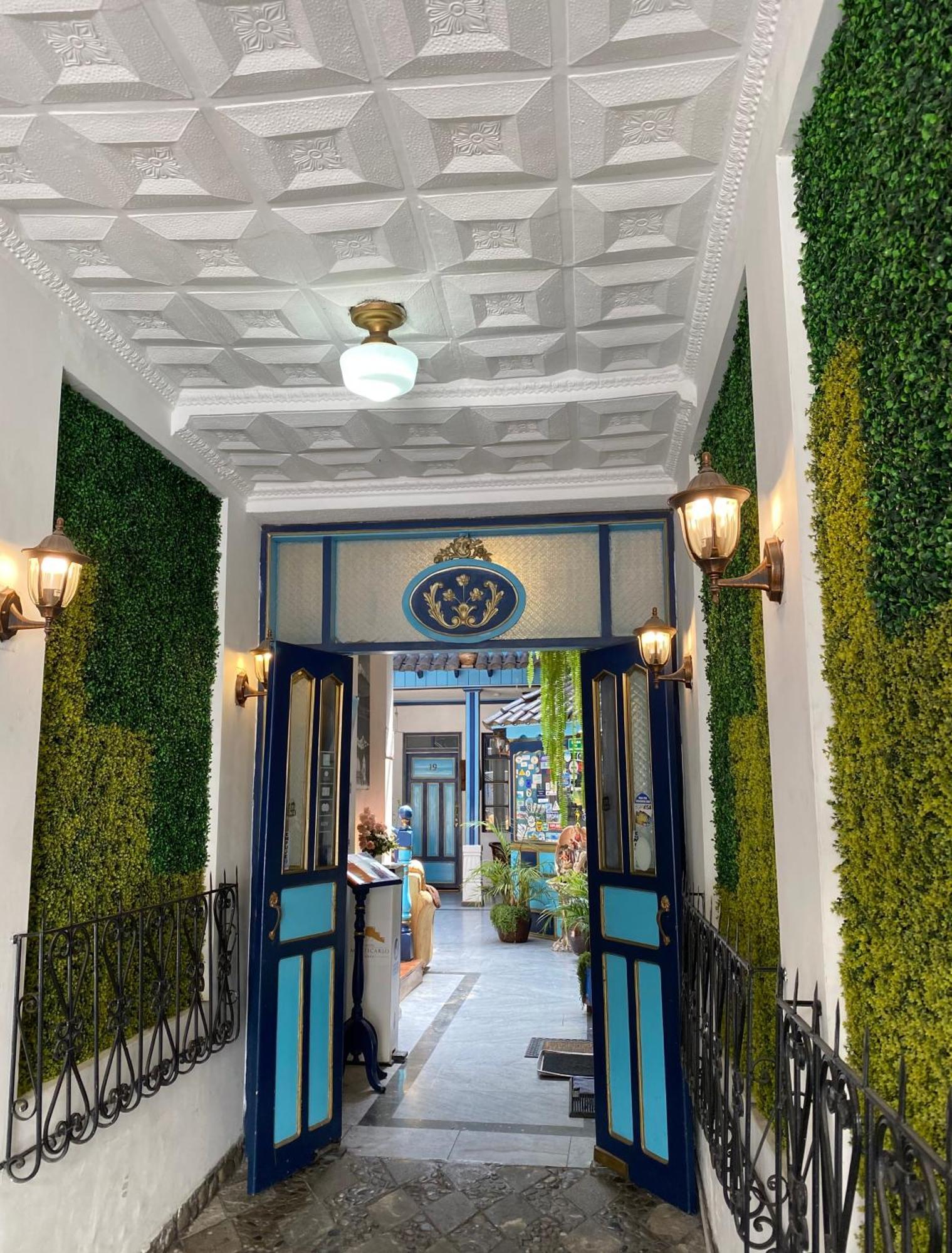 Hotel Montecarlo Riobamba Extérieur photo
