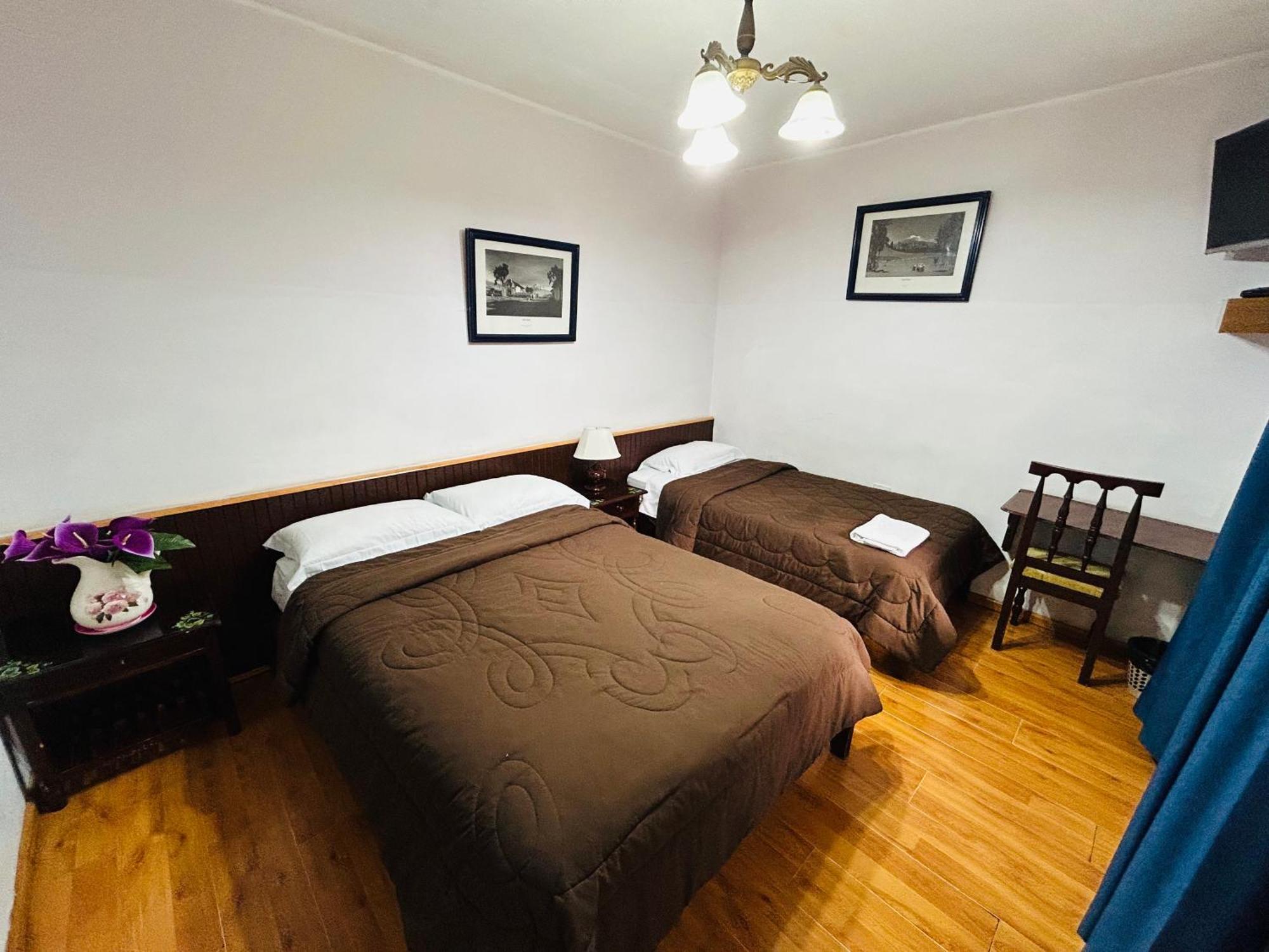 Hotel Montecarlo Riobamba Extérieur photo