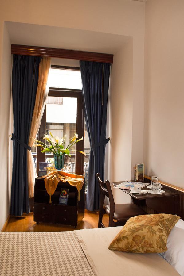 Hotel Montecarlo Riobamba Extérieur photo